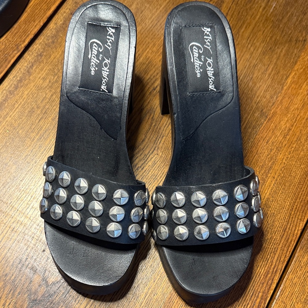 Betsey Johnson Candies clogs.